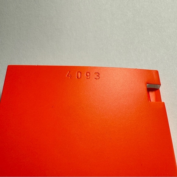 NEW Tory Burch Sublime Eau de Parfum EDP .05oz Mini Travel Sample Size Spray - Picture 3 of 4